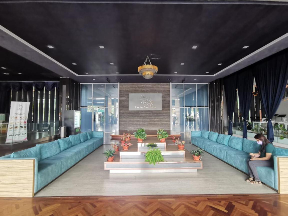 Twin Galaxy 4pax With Balcony Wifi Youtube Netflix * Johor Bahru