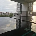 Twin Galaxy Studio 4Pax With Balcony Wifi Youtube Netflix